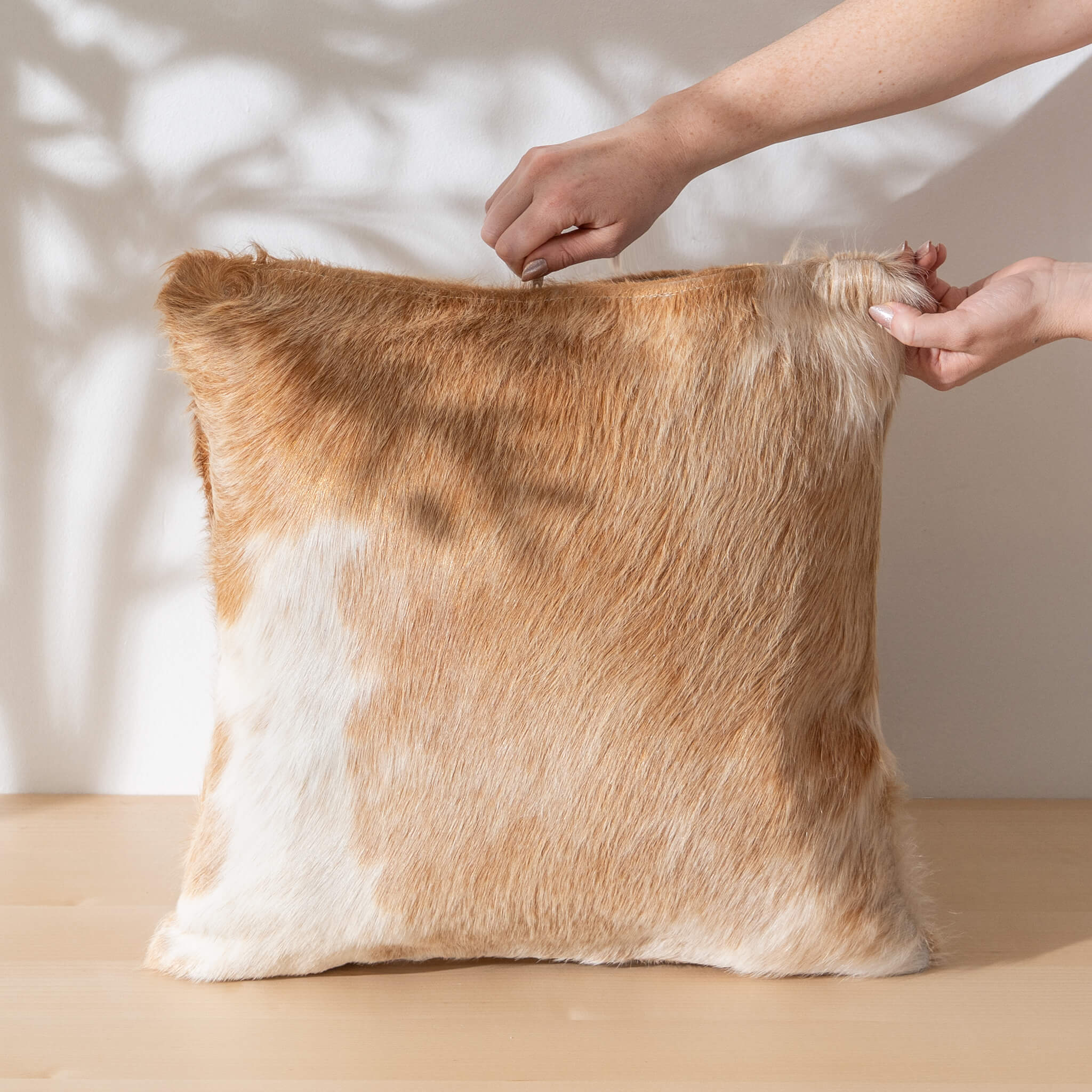 Quality - Palomino and white Pillow