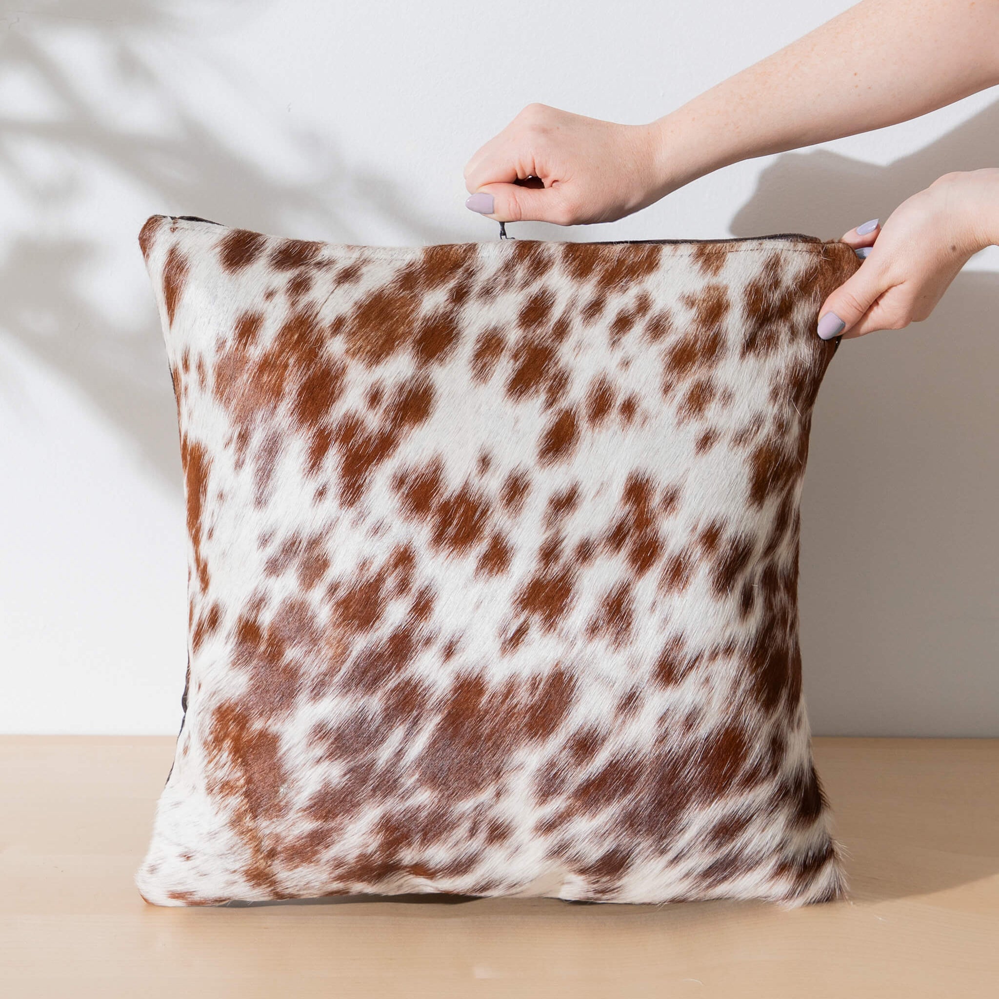 Quality - Brown speckled Pillow