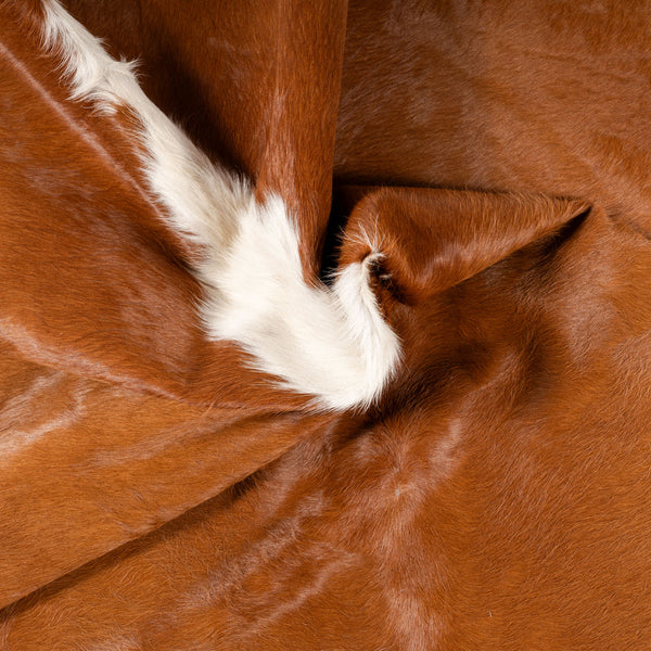 Brazilian Hereford Cowhide Rug Size 7'5" L x 7'5" W 7513