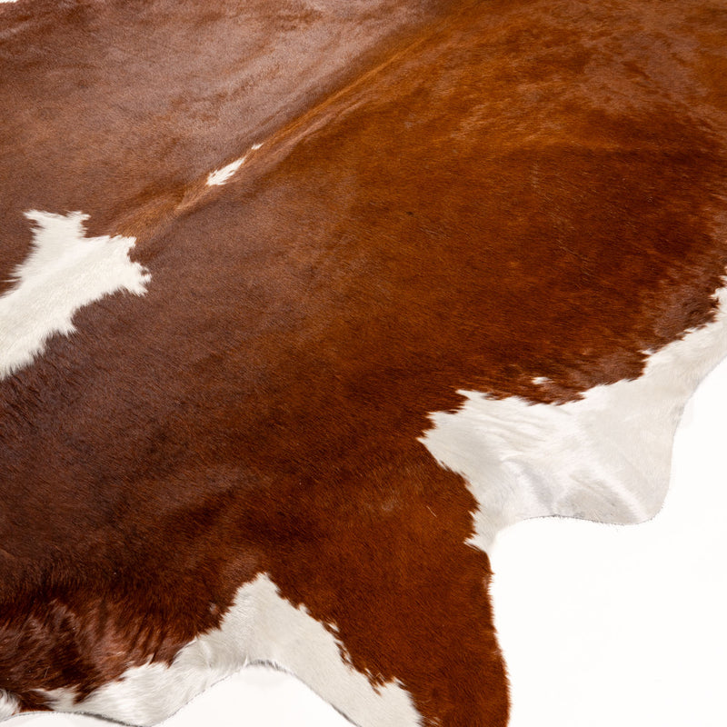 Brazilian Hereford Cowhide Rug Size 7'6" L x 6'10" W 7518