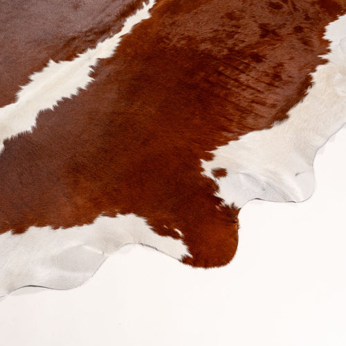 Brazilian Hereford Cowhide Rug Size 7'10" L x 7'4" W 7551